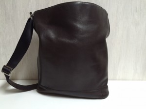 使い込んだ愛用のmanriのcanon