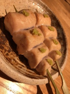 梅田で人気の焼き鳥居酒屋でオススメのササミの白焼き