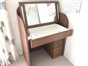 オーダー　家具　神戸　大阪　ドレッサー　鏡台　デスク　メイク