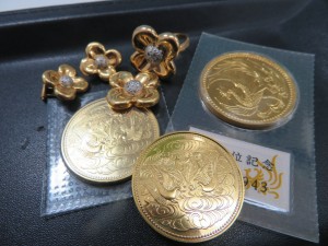 ゴールドアクセサリー・ゴールド硬貨　10万円硬貨をお買取りさせて頂きました。