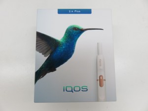 本日はアイコスの新バージョンIQOS　2.4Plusをお買取りさせて頂きました。