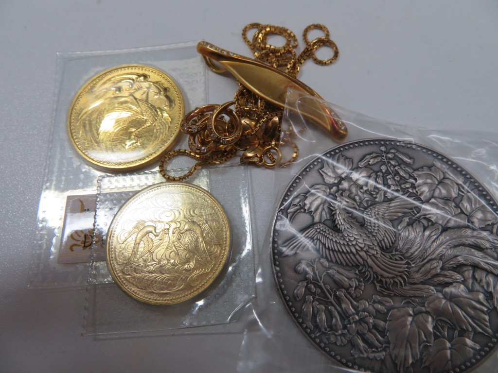 金貨・メダル・K18アクセサリーをお買取りさせて頂きました。 | 金・貴金属・ブランド・古銭・ダイヤモンド・プラチナ・切手など何でも買取/買取