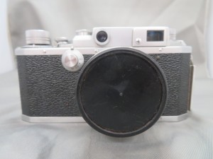 本日はＣａｎｏｎ２Ｄ型のフイルムカメラをお買取りさせて頂きました。