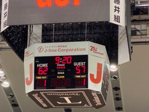 大阪エヴェッサVS滋賀レイクスターズ　62対56