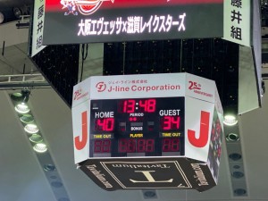 大阪エヴェッサVS滋賀レイクスターズ　４０対３４