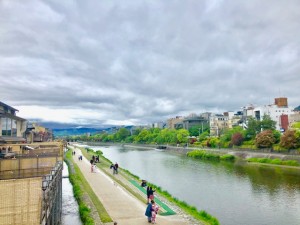 京都の鴨川を散策