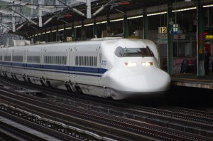 大阪から岡山　新幹線　新大阪駅　岡山駅
