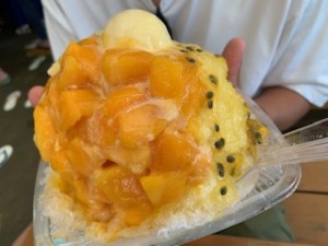 美味しかったマンゴーパッションフルーツパイナップルのかき氷