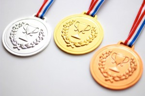 フィギュア　金メダル　銀メダル　日本勢