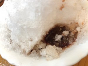 沖縄の氷ぜんざいは、地元でも愛される夏のデザート