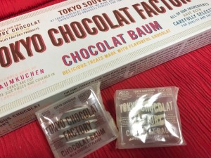 東京人気話題のお土産チョコレートファクトリーのチョコレートバウム