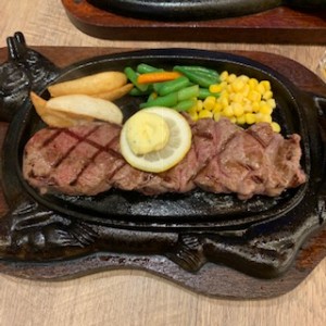 沖縄名物ステーキ！！！