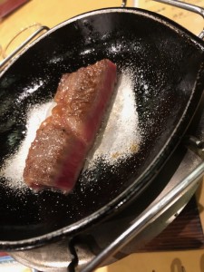 松阪牛のロースステーキはお好みの焼き加減で