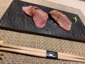 美味しい肉寿司